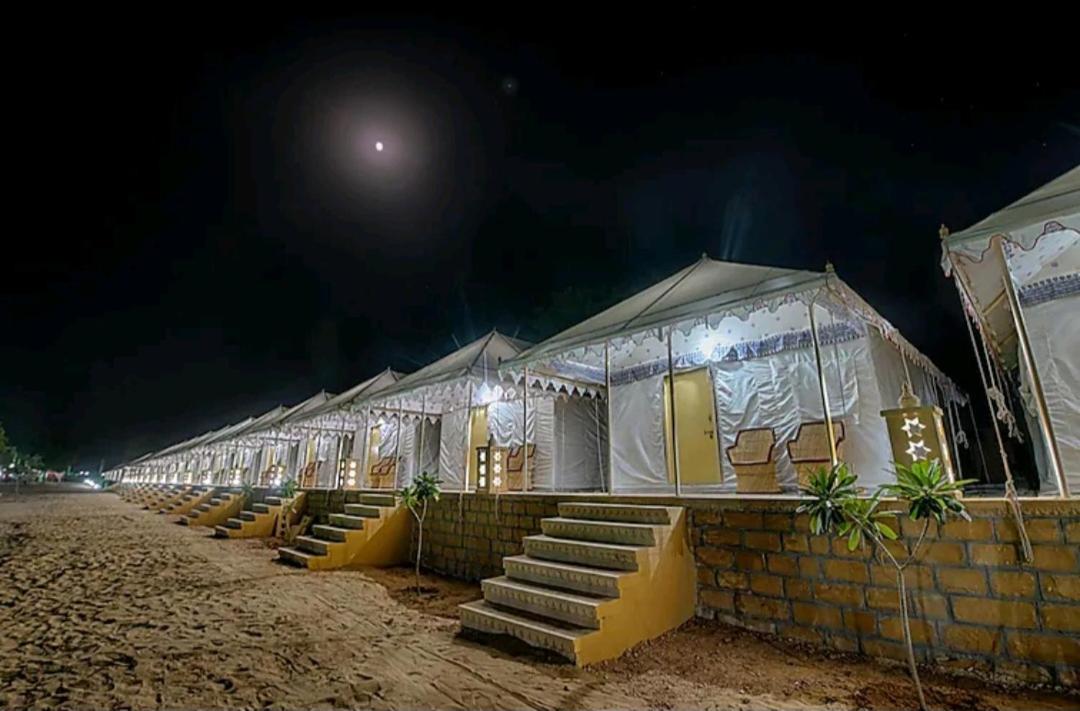 מלון Sām Excellent Desert Safari Camp מראה חיצוני תמונה